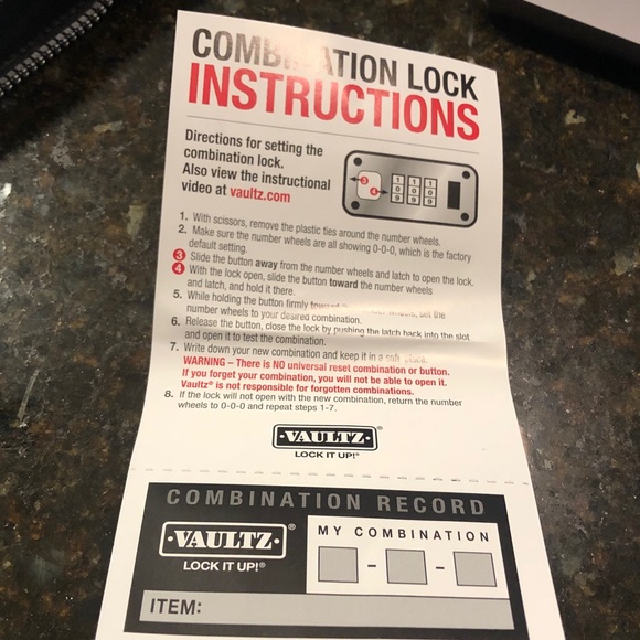 Locking pouch - Picture 4 of 4